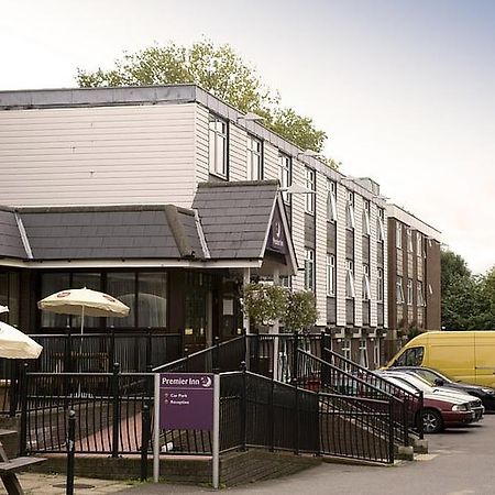 Premier Inn Epsom South 外观 照片