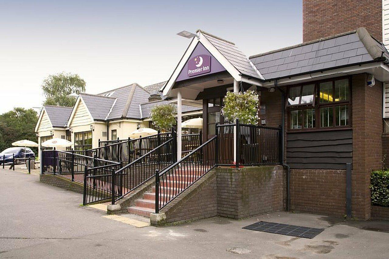 Premier Inn Epsom South 外观 照片