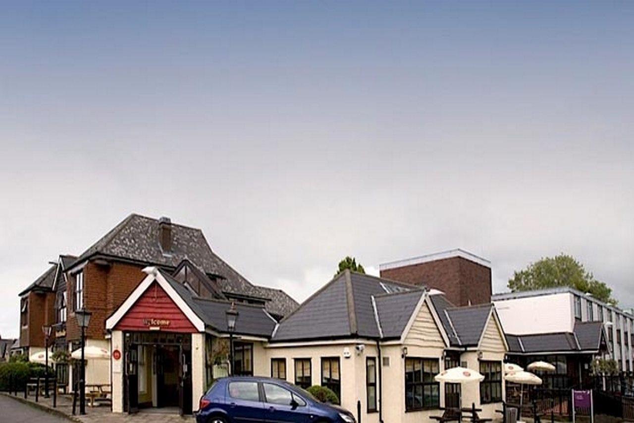Premier Inn Epsom South 外观 照片